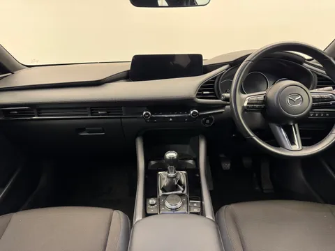 DP74SBV Mazda Mazda3 2.0 e-Skyactiv G MHEV Centre-Line 5dr Thumbnail #12