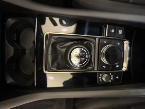 DP74SBV Mazda Mazda3 2.0 e-Skyactiv G MHEV Centre-Line 5dr Thumbnail #16