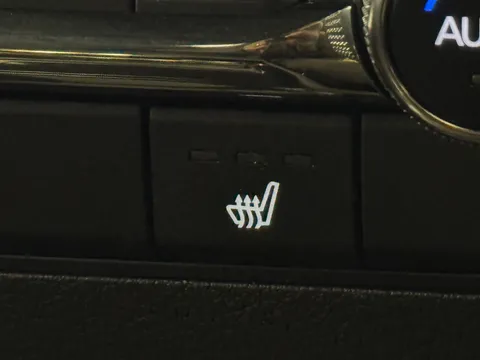 DP74SBV Mazda Mazda3 2.0 e-Skyactiv G MHEV Centre-Line 5dr Thumbnail #30