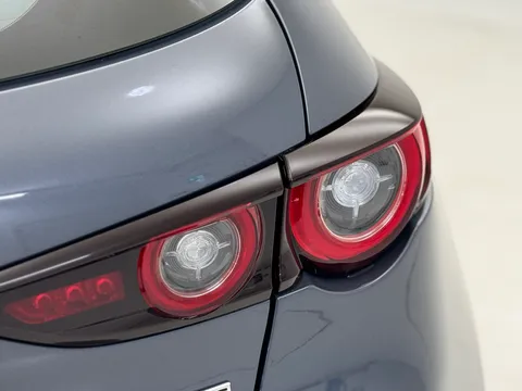 DP74SBV Mazda Mazda3 2.0 e-Skyactiv G MHEV Centre-Line 5dr Thumbnail #38