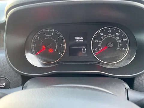 BK23PYX Dacia Duster 1.0 TCe 90 Journey 5dr Thumbnail #10