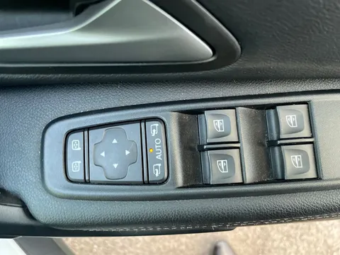 BK23PYX Dacia Duster 1.0 TCe 90 Journey 5dr Thumbnail #16