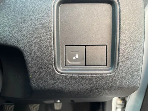 BK23PYX Dacia Duster 1.0 TCe 90 Journey 5dr Thumbnail #28