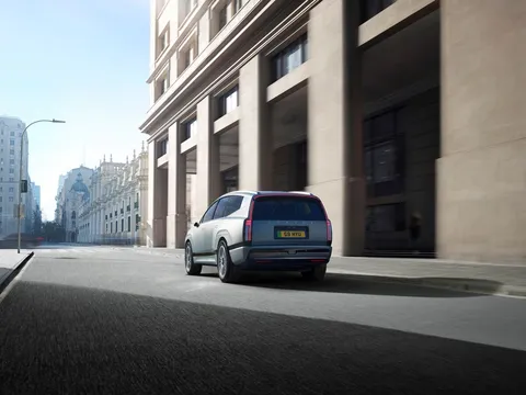  Hyundai Ioniq 9 110kWh Ultimate 7 Seat Thumbnail #2