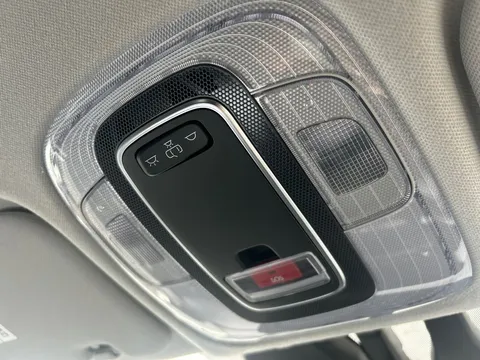 EA25YUJ Hyundai i20 1.0T GDi Premium 5dr DCT Thumbnail #40