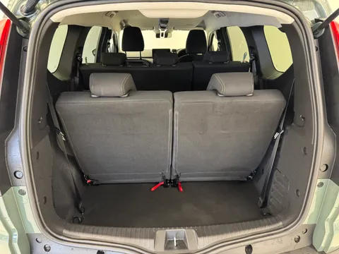 DP25NTG Dacia Jogger 1.6 HEV Extreme 5dr Auto Thumbnail #10