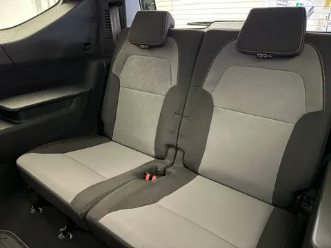 DP25NTG Dacia Jogger 1.6 HEV Extreme 5dr Auto Thumbnail #12