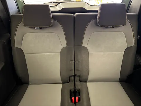 DP25NTG Dacia Jogger 1.6 HEV Extreme 5dr Auto Thumbnail #14