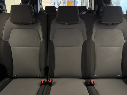 DP25NTG Dacia Jogger 1.6 HEV Extreme 5dr Auto Thumbnail #19