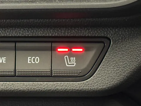 DP25NTG Dacia Jogger 1.6 HEV Extreme 5dr Auto Thumbnail #26