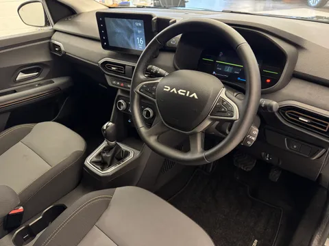 DP25NTG Dacia Jogger 1.6 HEV Extreme 5dr Auto Thumbnail #34