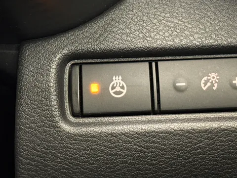 DX23ZGN Nissan Juke 1.0 DiG-T 114 Tekna 5dr Thumbnail #30