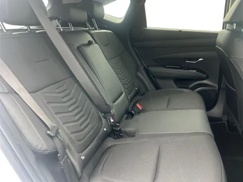 DY74RPX Hyundai Tucson 1.6T Hybrid Premium 5dr Auto Thumbnail #12