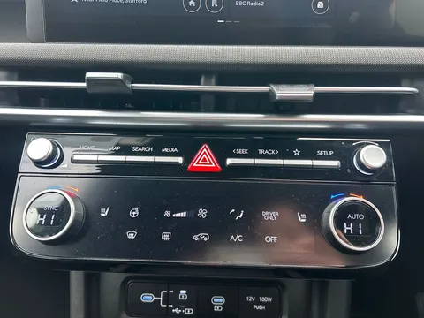 DY74RPX Hyundai Tucson 1.6T Hybrid Premium 5dr Auto Thumbnail #31