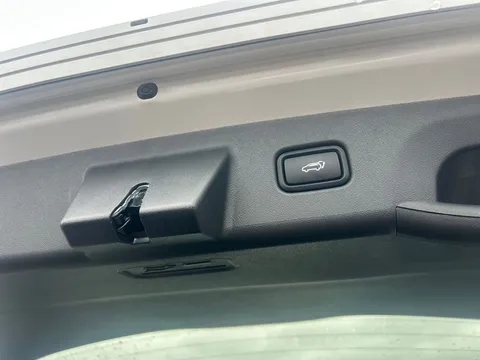 DY74RPX Hyundai Tucson 1.6T Hybrid Premium 5dr Auto Thumbnail #36