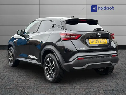 DY25KGE Nissan Juke 1.0 DiG-T N-Connecta 5dr DCT Thumbnail #4