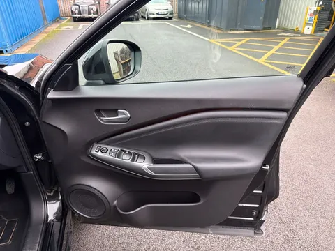 DY25KGE Nissan Juke 1.0 DiG-T N-Connecta 5dr DCT Thumbnail #18