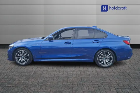 MJ70OMU BMW 3 Series 320d MHT M Sport 4dr Step Auto Thumbnail #7