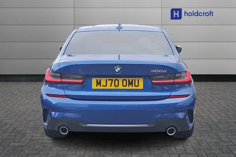 MJ70OMU BMW 3 Series 320d MHT M Sport 4dr Step Auto Thumbnail #9