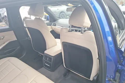 MJ70OMU BMW 3 Series 320d MHT M Sport 4dr Step Auto Thumbnail #30