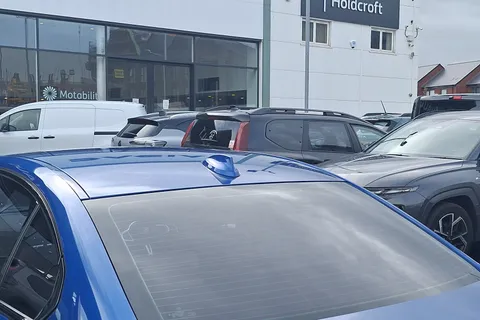 MJ70OMU BMW 3 Series 320d MHT M Sport 4dr Step Auto Thumbnail #23