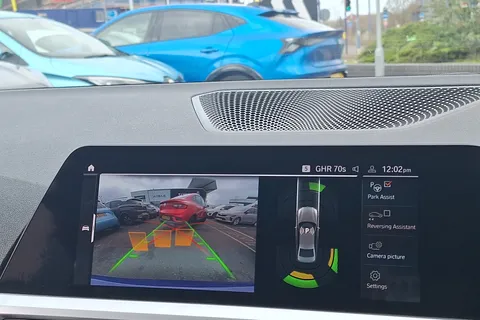 MJ70OMU BMW 3 Series 320d MHT M Sport 4dr Step Auto Thumbnail #41