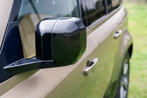 PF70KHR Land Rover Defender 3.0 P400 X 110 5dr Auto [7 Seat] Thumbnail #20