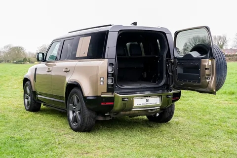 PF70KHR Land Rover Defender 3.0 P400 X 110 5dr Auto [7 Seat] Thumbnail #29