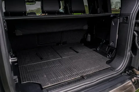 PF70KHR Land Rover Defender 3.0 P400 X 110 5dr Auto [7 Seat] Thumbnail #30