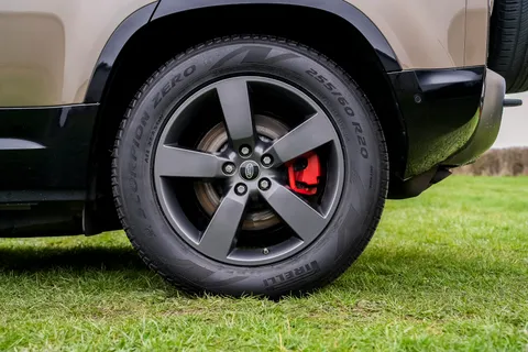 PF70KHR Land Rover Defender 3.0 P400 X 110 5dr Auto [7 Seat] Thumbnail #34