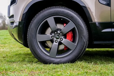 PF70KHR Land Rover Defender 3.0 P400 X 110 5dr Auto [7 Seat] Thumbnail #35