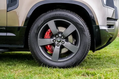 PF70KHR Land Rover Defender 3.0 P400 X 110 5dr Auto [7 Seat] Thumbnail #36