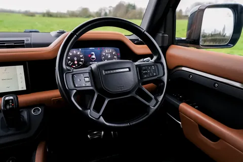 PF70KHR Land Rover Defender 3.0 P400 X 110 5dr Auto [7 Seat] Thumbnail #43