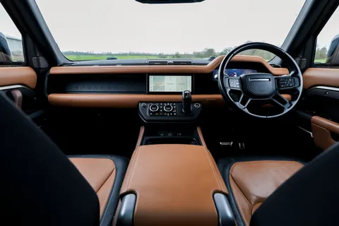 PF70KHR Land Rover Defender 3.0 P400 X 110 5dr Auto [7 Seat] Thumbnail #44