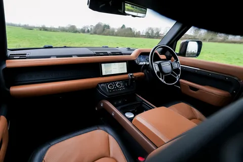 PF70KHR Land Rover Defender 3.0 P400 X 110 5dr Auto [7 Seat] Thumbnail #41