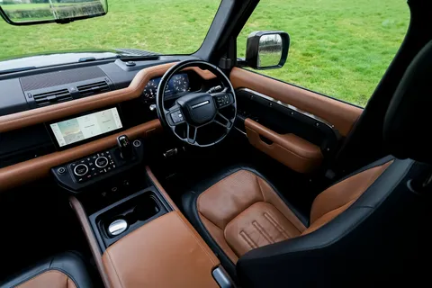 PF70KHR Land Rover Defender 3.0 P400 X 110 5dr Auto [7 Seat] Thumbnail #46