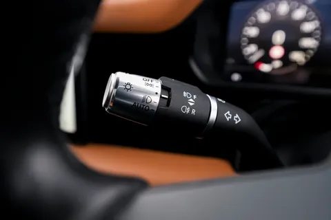 PF70KHR Land Rover Defender 3.0 P400 X 110 5dr Auto [7 Seat] Thumbnail #67