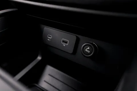 PF70KHR Land Rover Defender 3.0 P400 X 110 5dr Auto [7 Seat] Thumbnail #69