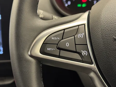 DU72YKF Dacia Duster 1.0 TCe 90 Extreme SE 5dr Thumbnail #22