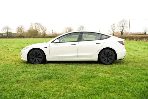 ML25XSD Tesla Model 3 RWD 4dr Auto Thumbnail #10
