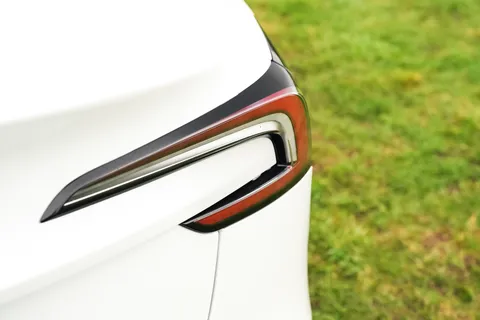 ML25XSD Tesla Model 3 RWD 4dr Auto Thumbnail #19