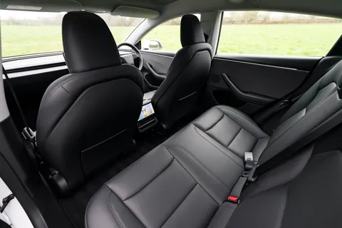 ML25XSD Tesla Model 3 RWD 4dr Auto Thumbnail #35