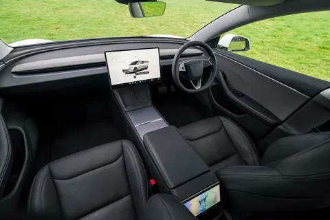 ML25XSD Tesla Model 3 RWD 4dr Auto Thumbnail #34