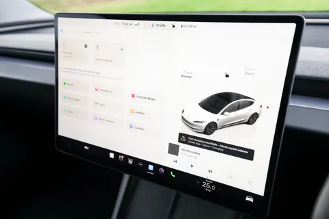 ML25XSD Tesla Model 3 RWD 4dr Auto Thumbnail #47