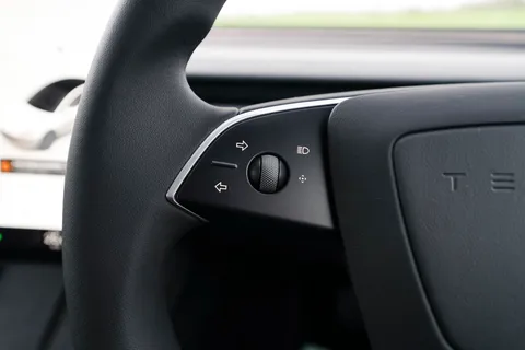 ML25XSD Tesla Model 3 RWD 4dr Auto Thumbnail #44