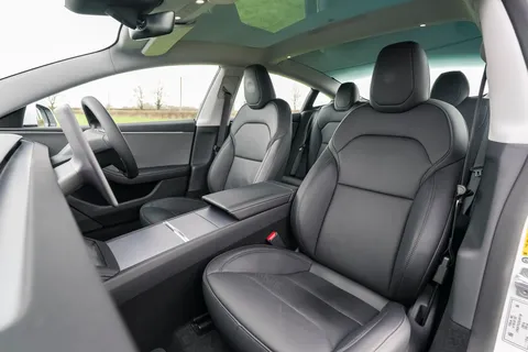 ML25XSD Tesla Model 3 RWD 4dr Auto Thumbnail #29