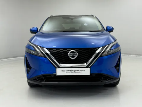 DX22YWA Nissan Qashqai 1.3 DiG-T MH 158 N-Connecta [Glass Rf] 5dr Xtronic Thumbnail #4