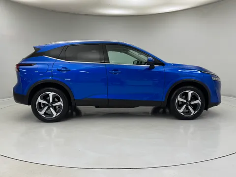 DX22YWA Nissan Qashqai 1.3 DiG-T MH 158 N-Connecta [Glass Rf] 5dr Xtronic Thumbnail #7