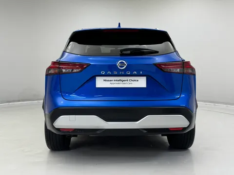 DX22YWA Nissan Qashqai 1.3 DiG-T MH 158 N-Connecta [Glass Rf] 5dr Xtronic Thumbnail #9