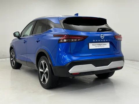 DX22YWA Nissan Qashqai 1.3 DiG-T MH 158 N-Connecta [Glass Rf] 5dr Xtronic Thumbnail #10